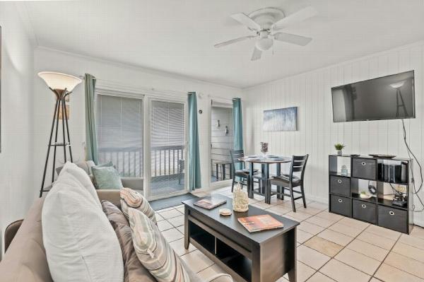 Vacation Rental, Elliott Beach Rentals, Apartment, North Myrtle Beach, South Carolina